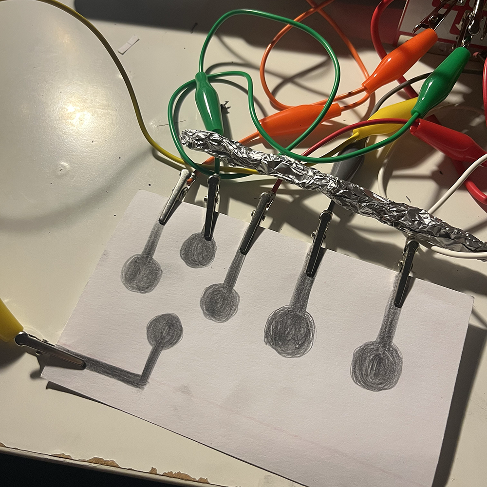 Detailed photo of controller 4