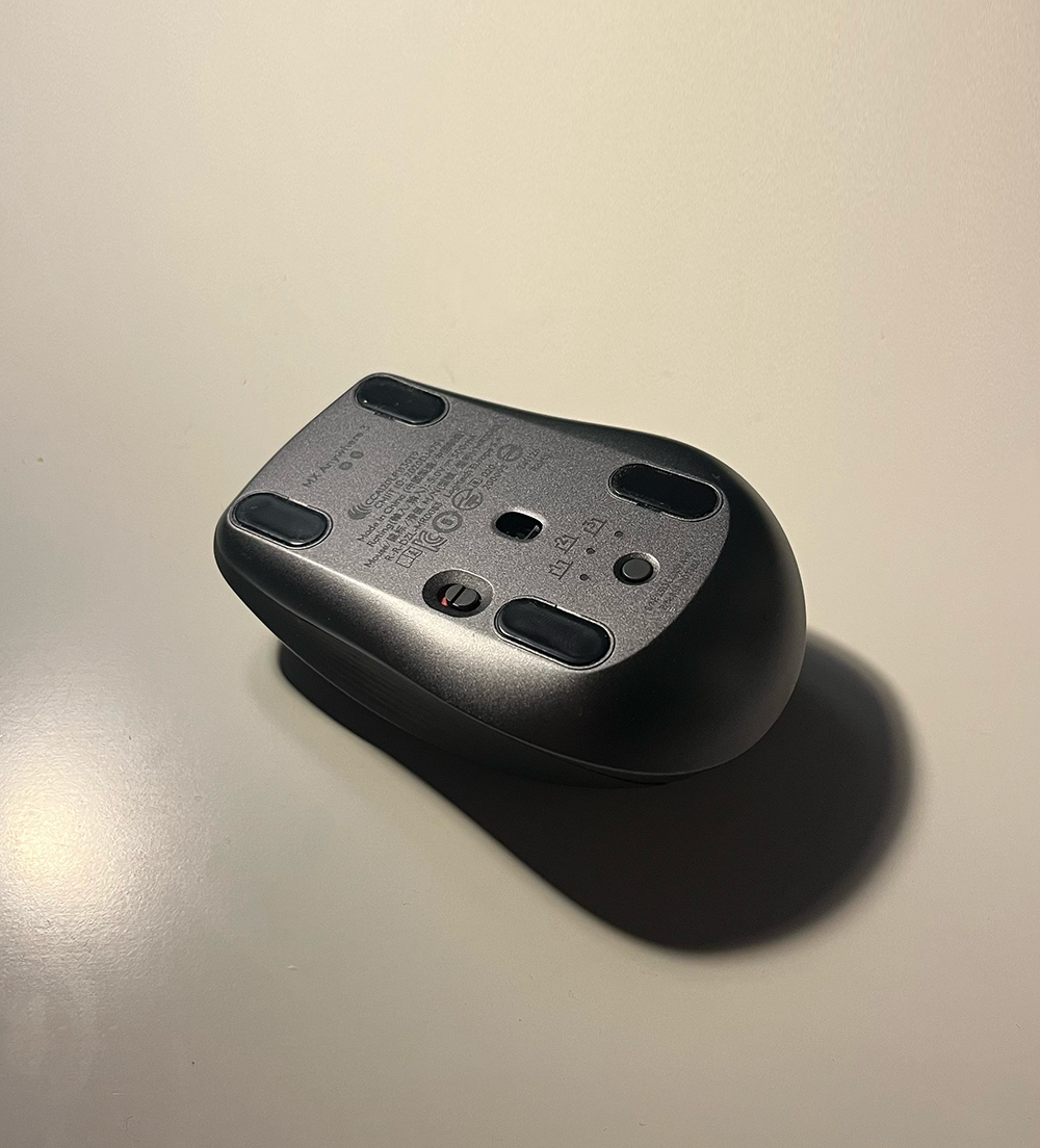 The buttons under the mouse